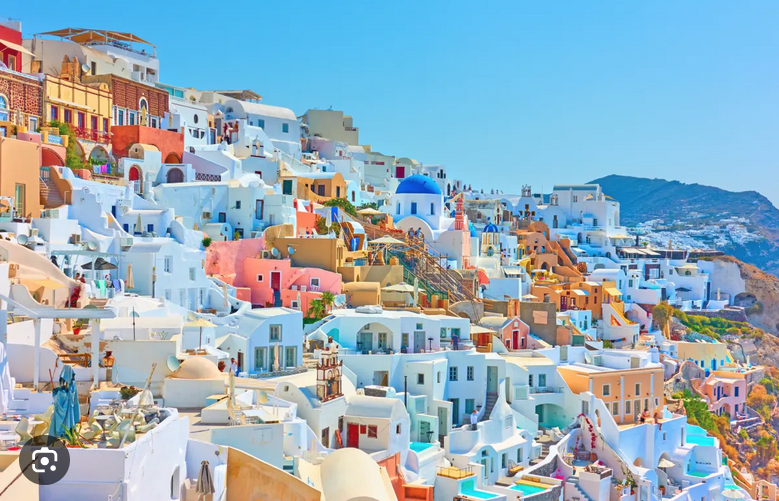 سانتورینی یونان مقصد اروپایی برای ماه عسل رمانتیک